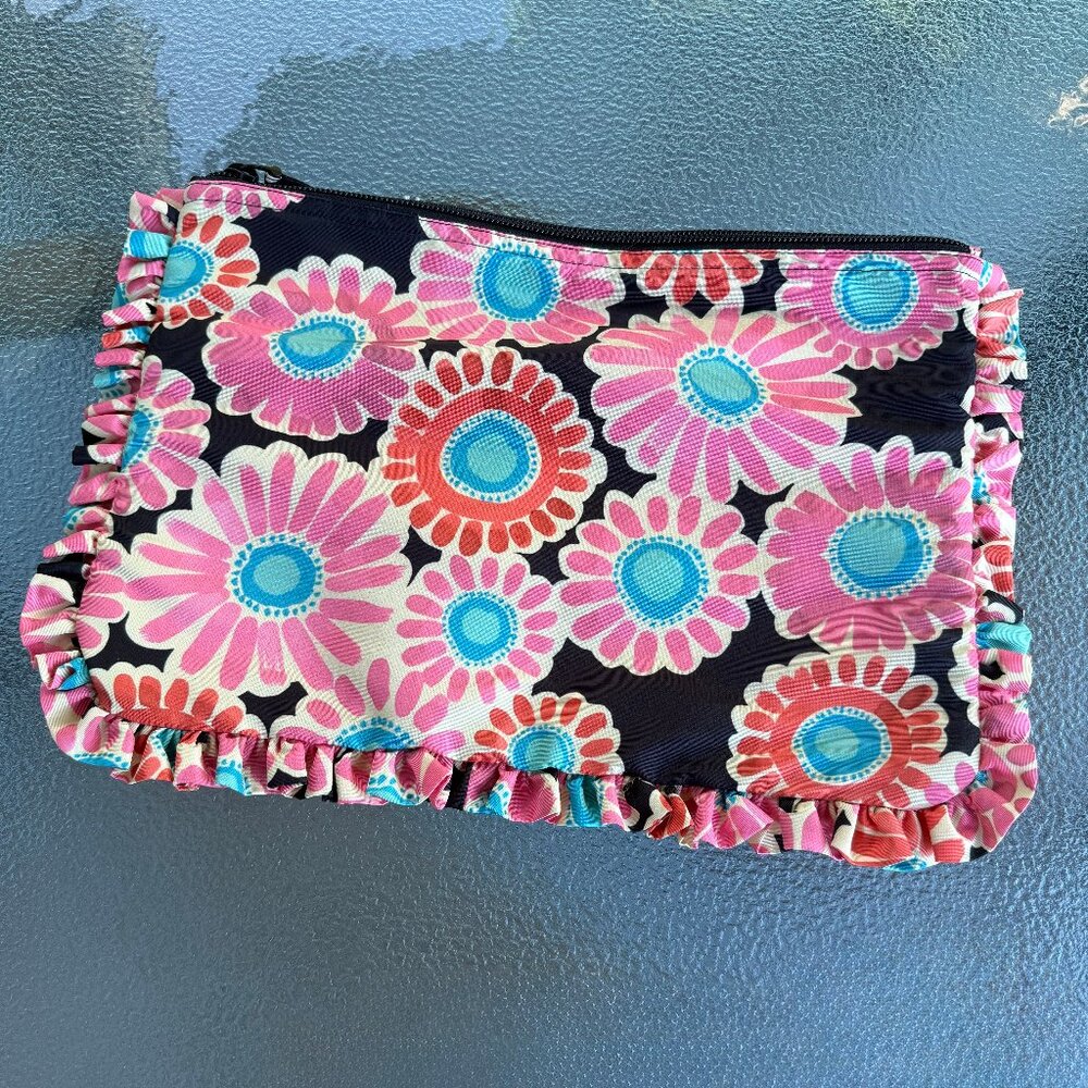 NWT La DoubleJ Crazy Daisy Ruffle Hand Pochette Pouch - Picture 3 of 4